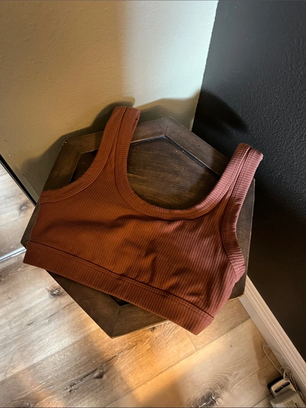 ALO Yoga, XS, Ribbed Crop Sports Bra in Terracotta Brown